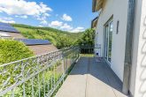 Familienparadies mit Garten, Terrassen und vielen Nutzungmöglichkeiten in beliebter Lage von Bullay - Balkon OG