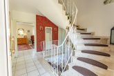 Familienparadies mit Garten, Terrassen und vielen Nutzungmöglichkeiten in beliebter Lage von Bullay - Eingangsbereich