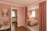 Renoviertes Wohnhaus aufteilbar in drei Apartments plus Café in ruhiger Lage von Zell-Merl - Gestaltungsvorschlag Schlafzimmer 2. OG