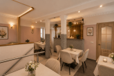Renoviertes Wohnhaus aufteilbar in drei Apartments plus Café in ruhiger Lage von Zell-Merl - Gestaltungsvorschlag für Frühstücksraum