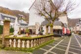 Großes Café mit Aussenterrasse in bester Lage im Kurort Bad Bertrich - Terrasse