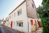 Zweifamilienhaus mit Garten und Moselblick in hochwasserfreier Lage von St. Aldegund, Nähe Zell - Rückansicht