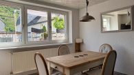 Schönes, gepflegtes Einfamilienhaus mit Terrasse und Garage in hochwassersicherer Lage in Zell-Kaimt - Esszimmer