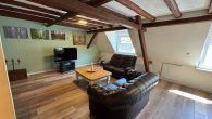 Schönes, gepflegtes Einfamilienhaus mit Terrasse und Garage in hochwassersicherer Lage in Zell-Kaimt - Wohnzimmer