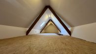 Schönes, gepflegtes Einfamilienhaus mit Terrasse und Garage in hochwassersicherer Lage in Zell-Kaimt - Spitzbodne