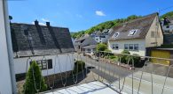 Ehemaliges Winzerhaus mit großem Garten und Moselblick in Briedel - Balkon OG