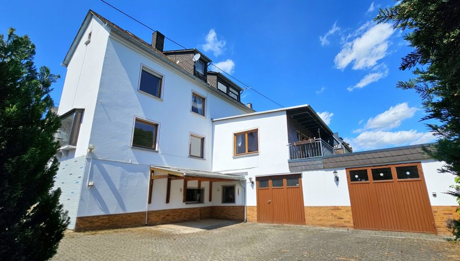 Ehemaliges Winzerhaus mit großem Garten und Moselblick in Briedel, 56867 Briedel, Einfamilienhaus