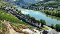 Vorbereitetes Bauprojekt: einzigartiger Panoramablick– Bauplatz mit Bodenplatten, Keller, Anschlüsse - Aussicht