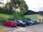 Zwei Häuser, 13 Ferienwohnungen, unverbaubarer Moselblick – etablierter Betrieb mit ca. 8 % Rendite - Parkplätze