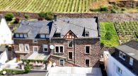 Großzügiges Winzerhaus mit Doppelgarage, Gewölbekeller und viel Potenzial in Zell-Merl - Rückansicht