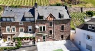 Großzügiges Winzerhaus mit Doppelgarage, Gewölbekeller und viel Potenzial in Zell-Merl - Rückansicht