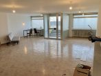 Für den Umbau von bis zu 10 Wohnungen bestens geeignet, gute Bausubstanz, Parkplätze und Garten, - Kellerebene
