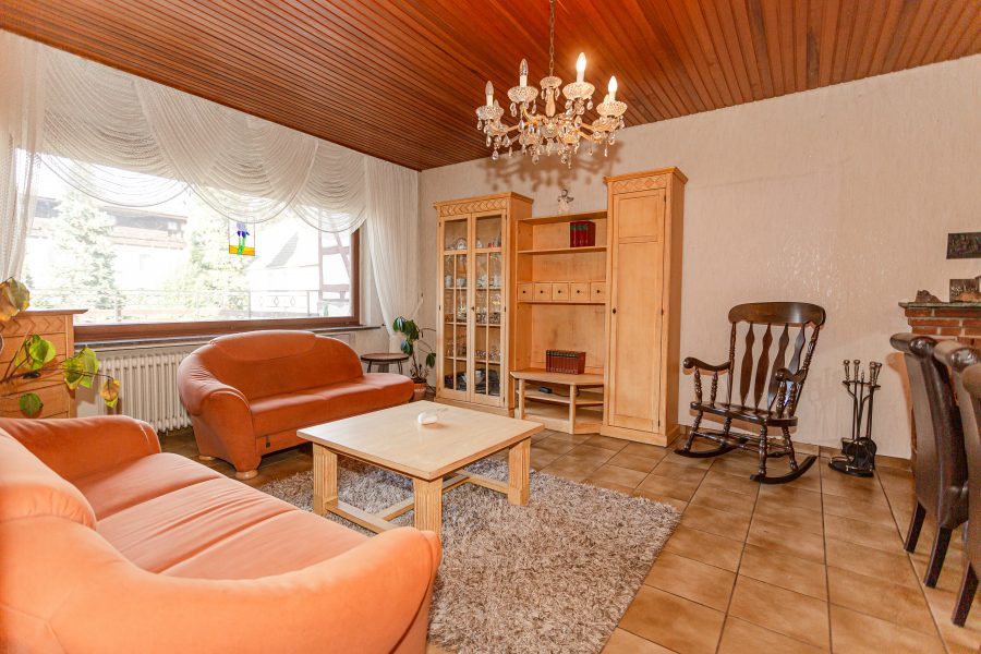 Ein Haus nahe Cochem – mit 2 Terrassen, Balkon und Garage in hochwassersicherer Lage, 56821 Ellenz-Poltersdorf, Haus