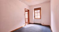 Kleines renovierungsbedürftiges Einfamilienhaus in bester Lage von Traben-Trarbach an der Mosel - Schlafzimmer