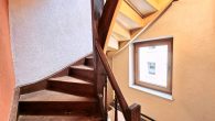 Kleines renovierungsbedürftiges Einfamilienhaus in bester Lage von Traben-Trarbach an der Mosel - Treppenaufgang DG