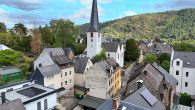 Kleines renovierungsbedürftiges Einfamilienhaus in bester Lage von Traben-Trarbach an der Mosel - Traben