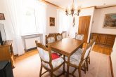Viel Platz für die Familie - Haus mit Garten, Garage und viel Freifläche in Ortsrandlage von Zell - Esszimmer