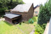 Viel Platz für die Familie - Haus mit Garten, Garage und viel Freifläche in Ortsrandlage von Zell - Garten