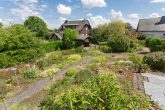 Wohnen auf einer Ebene mit Einliegerwohnung, Wellnessbereich und traumhaftem Garten in der Eifel - Garten