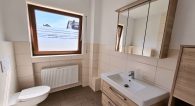 Attraktives Mehrfamilienhaus mit ca. 7 % Rendite in Pünderich - Bad Wohnung 1
