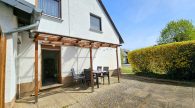 Attraktives Mehrfamilienhaus mit ca. 7 % Rendite in Pünderich - Terrasse W1