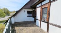 Attraktives Mehrfamilienhaus mit ca. 7 % Rendite in Pünderich - Terrasse W2