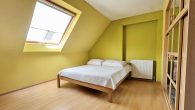 Attraktives Mehrfamilienhaus mit ca. 7 % Rendite in Pünderich - Schlafzimmer W3