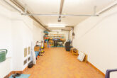 Schönes Holzhaus mit atemberaubenden Moselblick in ruhiger Höhenlage von Traben-Trarbach - Garage