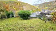 Gepflegtes Einfamilienhaus mit Garage und Terrasse in hochwassersicherer Lage von Briedel/Mosel - Hanggarten
