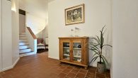 Schönes Blockhaus mit großem Garten, Garage und 2 Balkonen in ruhiger Hunsrücklage - Flur EG