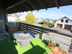 Schönes Blockhaus mit großem Garten, Garage und 2 Balkonen in ruhiger Hunsrücklage - Balkon OG