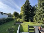 Schönes Blockhaus mit großem Garten, Garage und 2 Balkonen in ruhiger Hunsrücklage - Garten