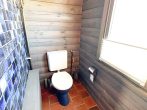Schönes Blockhaus mit großem Garten, Garage und 2 Balkonen in ruhiger Hunsrücklage - Gäste WC OG