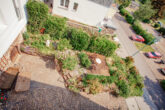 Zwei Häuser mit fantastischem Moselblick, Garten, Garage und Parkplätzen in St. Aldegund, Nähe Zell - Garten