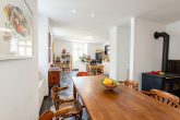 Historisches Zehnthaus mit Wellnessbereich, Garten, Terrasse und Garage in St. Aldegund, nähe Zell - Wohnküche