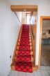 Teilrenoviertes 1-2 Familienhaus mit gutem Vermietungspotenzial - Treppe zum OG HH