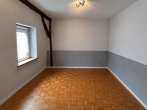 Einfamilienhaus mit Garage, und 2 Terrassen im Ortskern von Pünderich - Zimmer DG