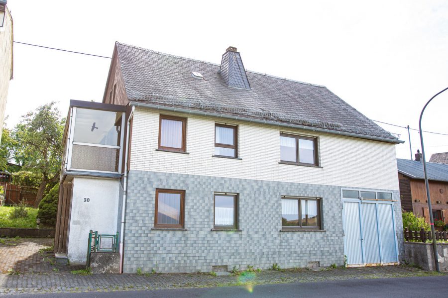 Perfektes Einfamilienhaus mit Garten und Garage, 56825 Kliding, Einfamilienhaus