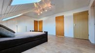 Großzügig Wohnen mit ausreichend Platz in ruhiger sonniger Lage im Hunsrück - Schlafzimmer
