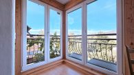Modernisierte Doppelhaushälfte mit traumhafter Aussicht, liebevoll angelegtem Garten und Carport - Aussicht
