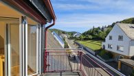 Modernisierte Doppelhaushälfte mit traumhafter Aussicht, liebevoll angelegtem Garten und Carport - Aussicht