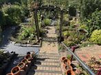 Modernisierte Doppelhaushälfte mit traumhafter Aussicht, liebevoll angelegtem Garten und Carport - Garten
