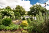 Wohnen in direkter Mosellage mit schönem Garten und Moselblick in Kröv/Kövenig - Garten