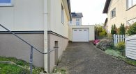 *vorgemerkt* Kleines Einfamilienhaus mit Garage und Garten in guter Wohnlage von Zell/Barl - Garage
