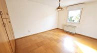 *vorgemerkt* Kleines Einfamilienhaus mit Garage und Garten in guter Wohnlage von Zell/Barl - Schlafzimmer