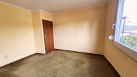 *vorgemerkt* Kleines Einfamilienhaus mit Garage und Garten in guter Wohnlage von Zell/Barl - Schlafzimmer