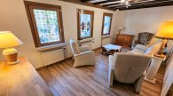 Renoviertes Einfamilienhaus mit Terrasse, Sauna, Garage und Weinbergblick in Briedel an der Mosel - Wohnzimmer