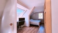 Renoviertes Einfamilienhaus mit Terrasse, Sauna, Garage und Weinbergblick in Briedel an der Mosel - Schlafzimmer DG