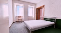Sanierungsbedürftiges Forsthaus mit Garage und schönem Außenbereich - Zimmer EG