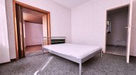 Sanierungsbedürftiges Forsthaus mit Garage und schönem Außenbereich - Zimmer EG
